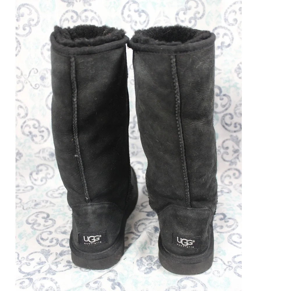 UGG Australia Classic Tall 5815 Black Leather Sheepskin Boots Womens 7‎